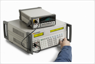5522A Multi-Product Calibrator (with DMM)